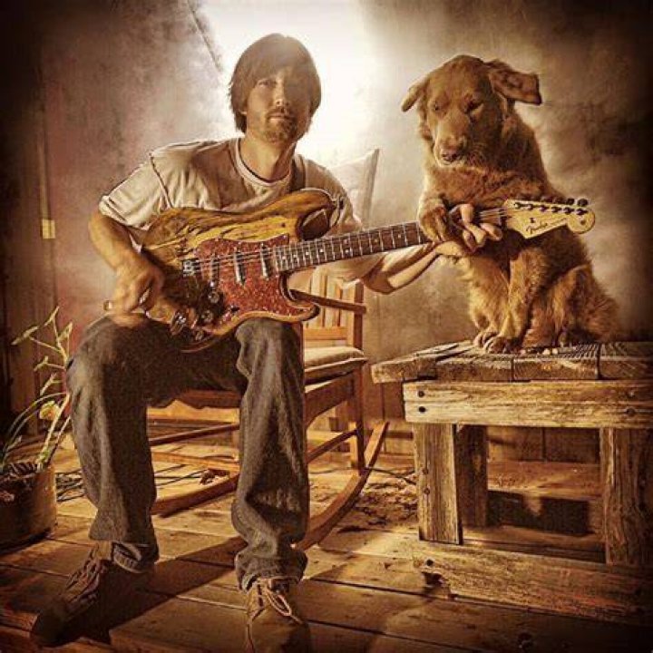 10 Minutes with Scott Woodruff of "Stick Figure" GoldDust Magazine