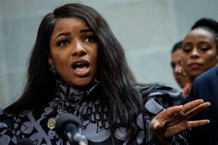 5 Things You Need To Know About Jasmine Crockett
