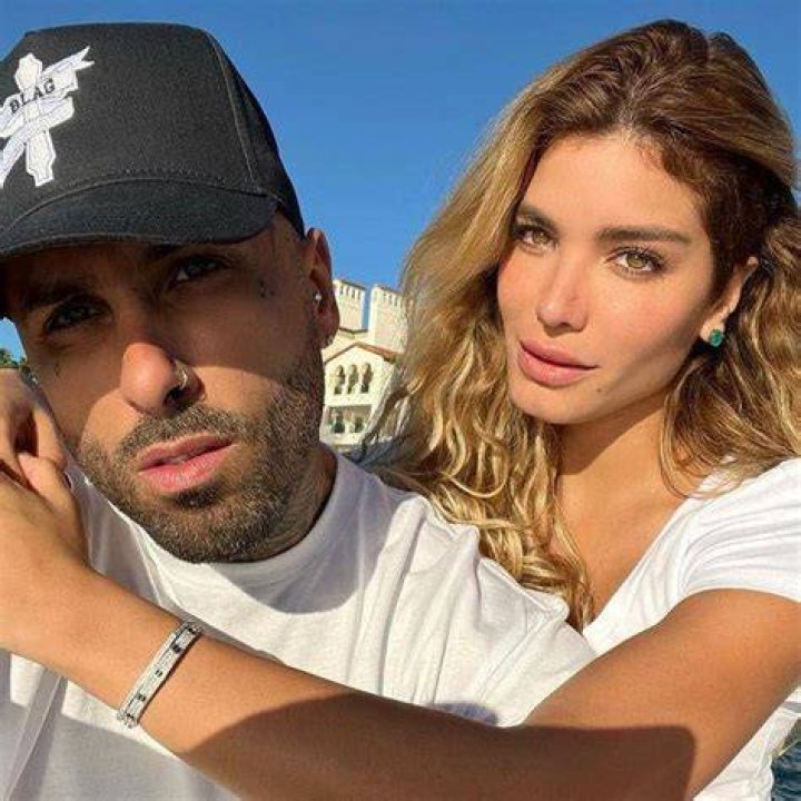 Aleska G&eacute;nesis Biograf&iacute;a, Nicky Jam y M&Aacute;S Solo en Venezuela