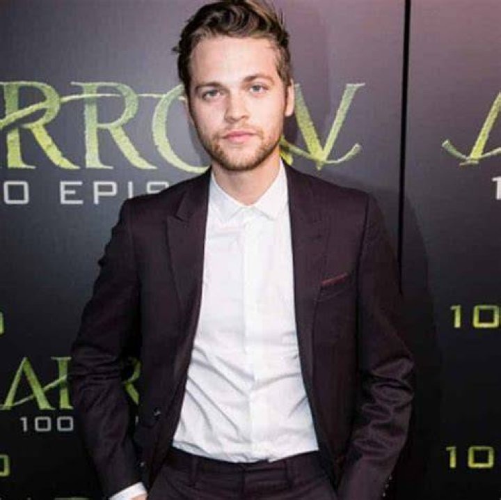 Alexander Calvert Age, Net Worth, Height, Affair, Career, and More