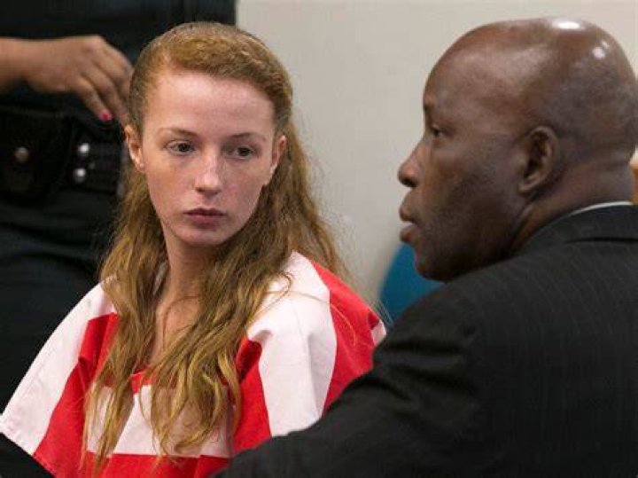 Amber Wright wants to a boxing world champion to help find her
