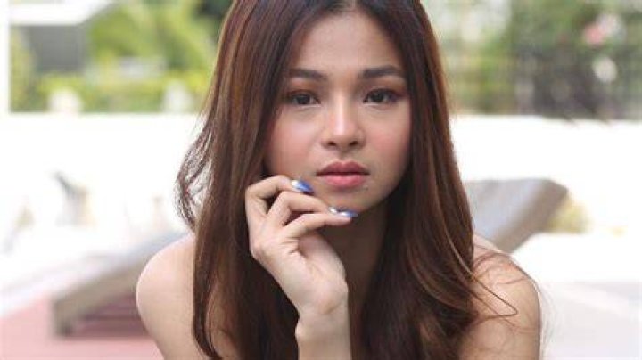 Angeli Khang