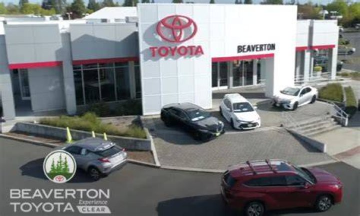 Beaverton Toyota Staff Meet Our Toyota Team