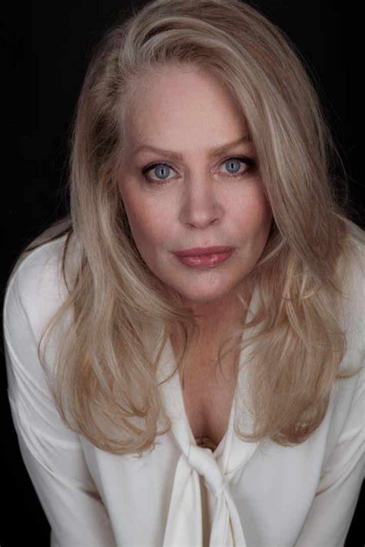 Beverly D'Angelo talks having twins at 49, coparenting with Al Pacino