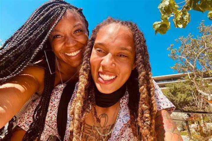 Brittney Griner&rsquo;s Release Draws Emotional, Heartbreaking Response from