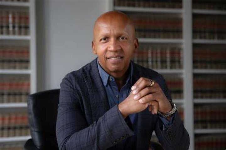 Bryan Stevenson Bio, Age, Family, Married, Just Mercy, Book, and Net Worth.