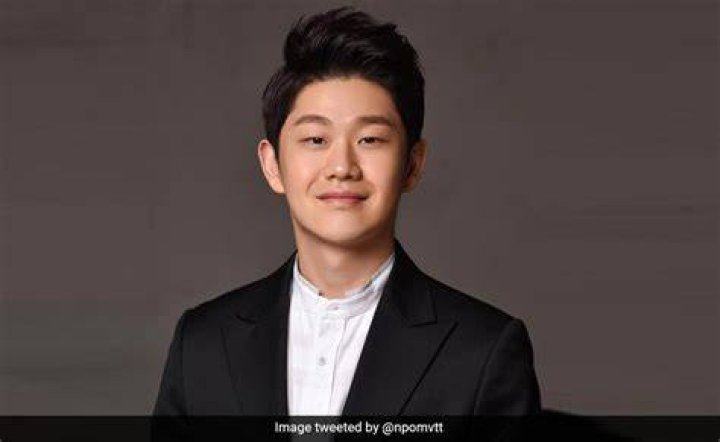 Choi Sung Bong Partner Was He Gay Or Did He Have Wife?