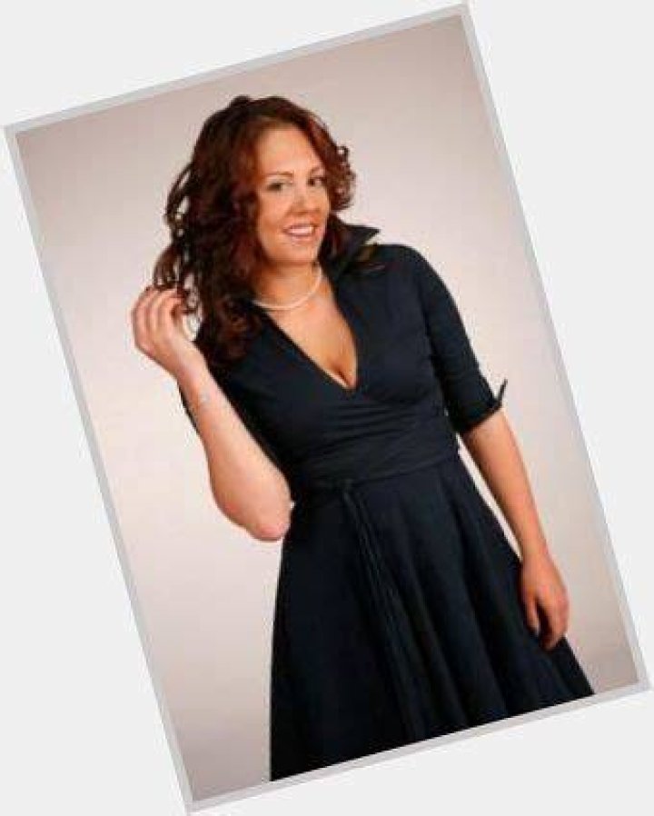 Cordelia Gitter Official Site for Woman Crush Wednesday WCW