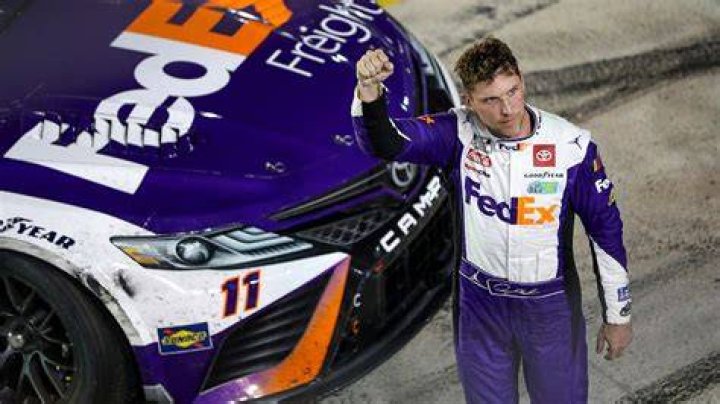Denny Hamlin wins at Bristol