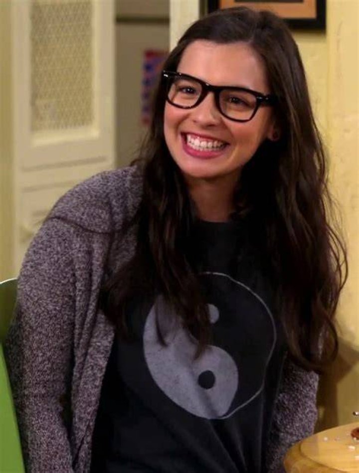 Elena Alvarez One Day at a Time Wiki Fandom