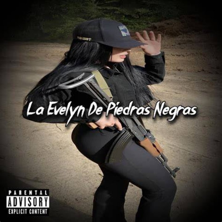 Evelyn De Piedras Negras CDN [Explicit] by El Makabro on Amazon Music