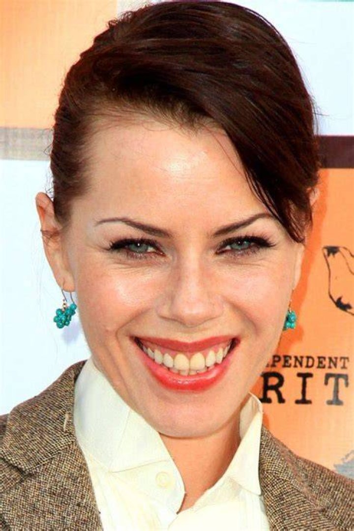 Fairuza Balk Profile