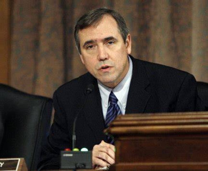 FileJeff Merkley.jpg Wikimedia Commons