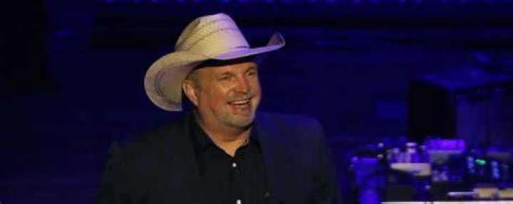 Garth Brooks&rsquo; new Lower Broadway bar and retail store, Friends In Low