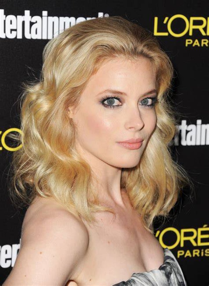 Gillian Jacobs picture