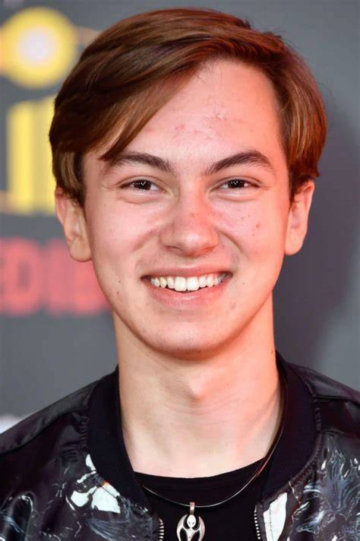 Hayden Byerly Movies, Bio and Lists on MUBI