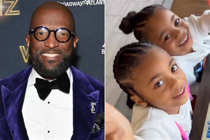 How many children does Rickey Smiley have? Comedian mourns son