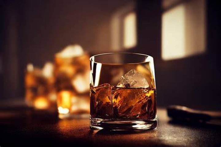 How to Drink Whiskey Whisky Drinks, Bourbon Drinks, Bar Drinks