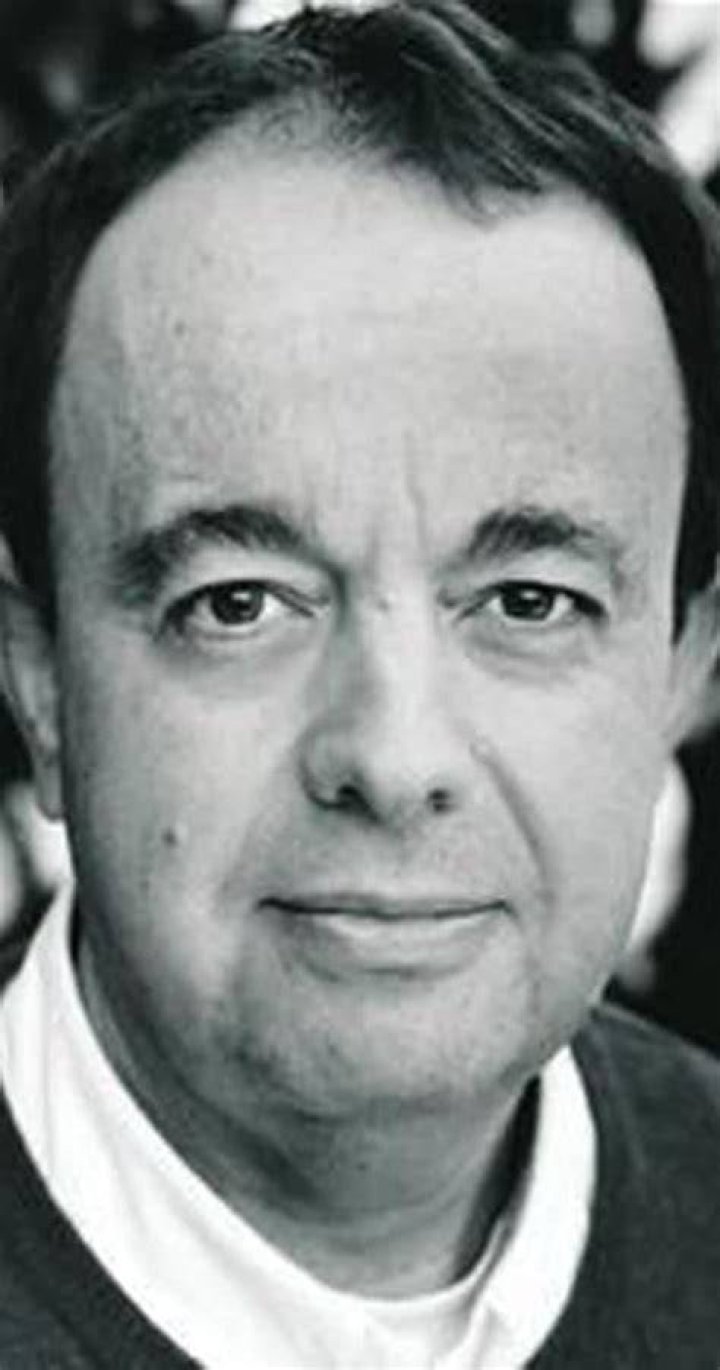 Hugh Sachs Biography, Height & Life Story Super Stars Bio