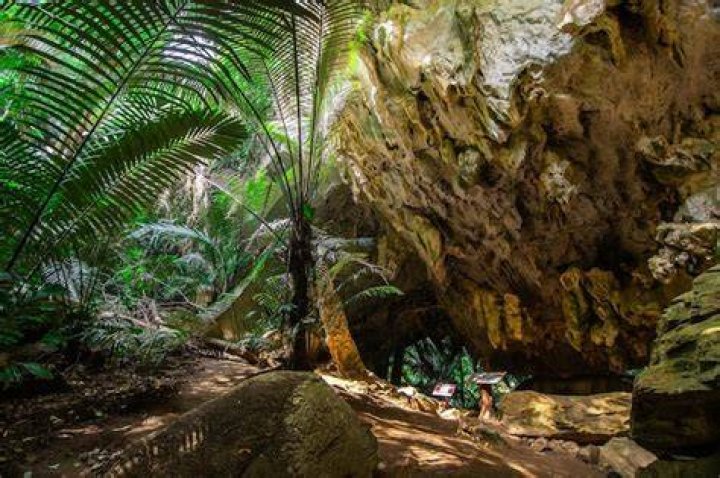 Hup Pa Tat, Cave And Forest The Central Valley Uthai Thani Unseen In