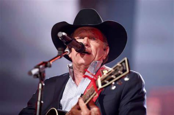 Inside Country Star Strait's Life A DecadesLong Marriage and a