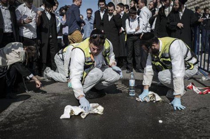Israel Shaken by 5 Deaths in Synagogue Assault The New York Times