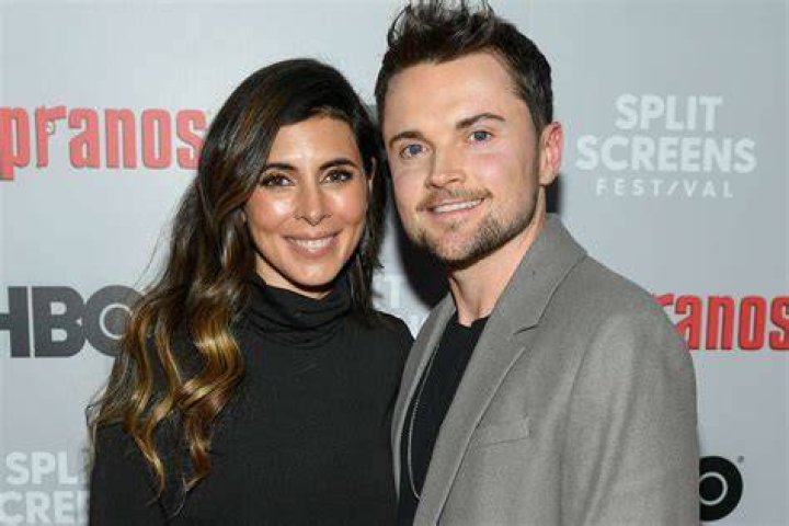 Jamie lynn sigler and robert iler hires stock photography and images