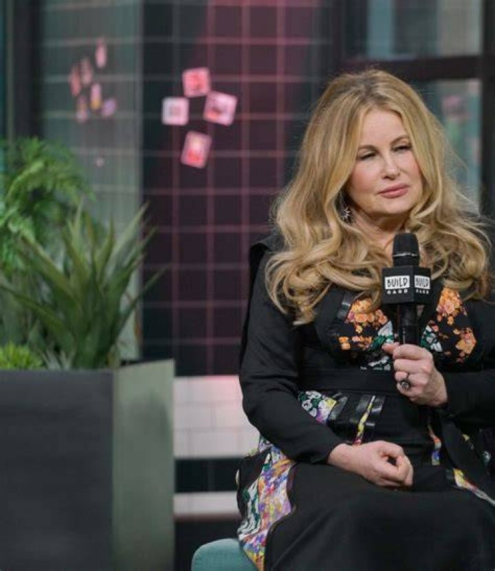Jennifer Coolidge says she'd love to play Melania Trump