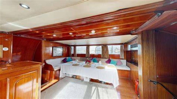 JESSCONN yacht (was DIAMOND LADY) Boat International