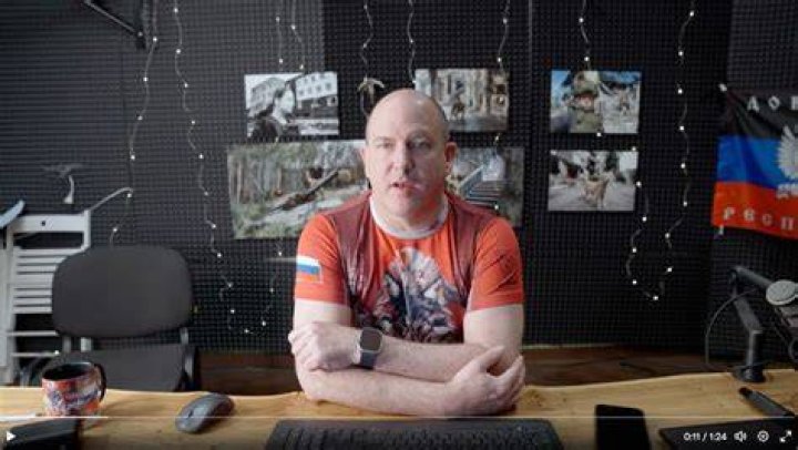 John mark dougan Dago fotogallery