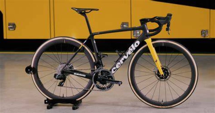 Jonas Vingegaard&rsquo;s Cervelo R5 Pro Bike Build Reserve Wheels