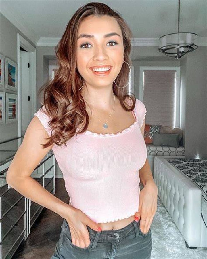 Kelsey Lynn Cook Personal Pics 05/15/2020 &bull; CelebMafia