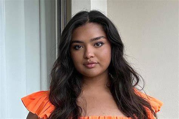 Kristen Cruz Videos