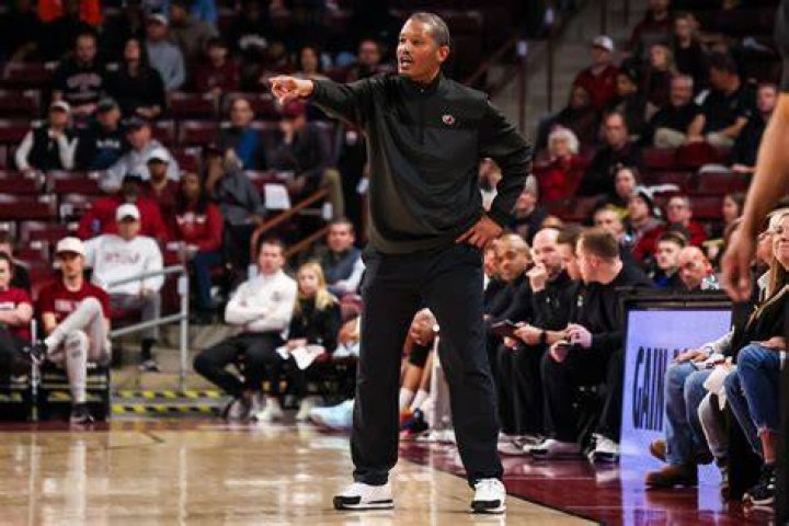 Lamont Paris A look at the South Carolina Gamecocks men's basketball