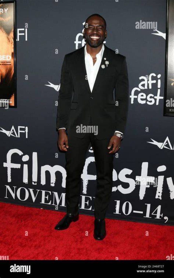 LOS ANGELES NOV 13 Shamier Anderson, Halle Berry, Danny Boyd Jr