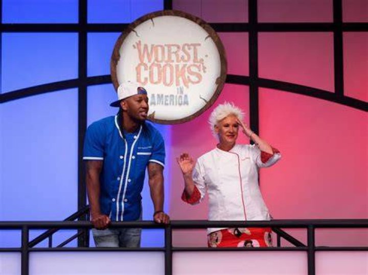 &lsquo;Worst Cooks in America Viral Sensations&rsquo; Coming to Food Network in January With Anne Burrell