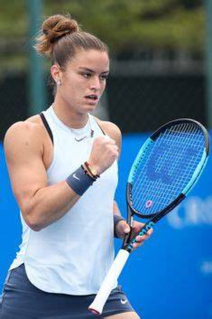 Maria Sakkari Height, Age, Weight, Trophies Sportsmen Height
