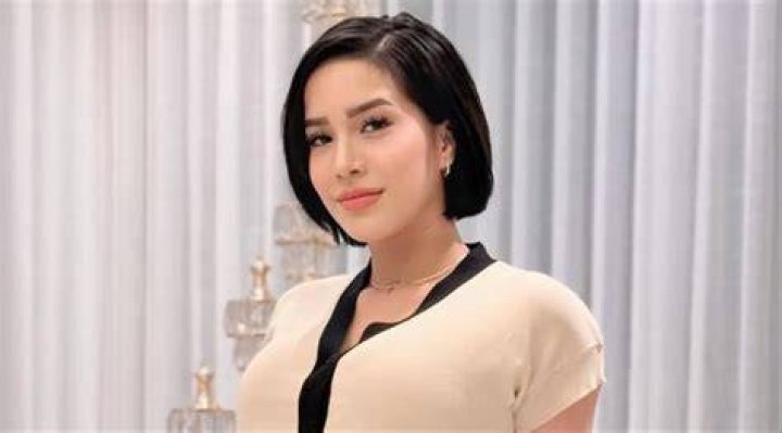 Maureen Blanquisco Bio, Age, Height Models Biography