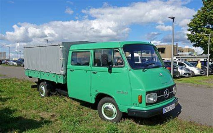 MercedesBenz Harburger Transporter 206 D Panel Van 60hp, 1972