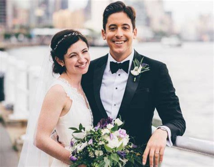 Michael Knowles Net Worth, Wife Alissa Mahler, Wiki, Age, Family, Parents, book Wothappen