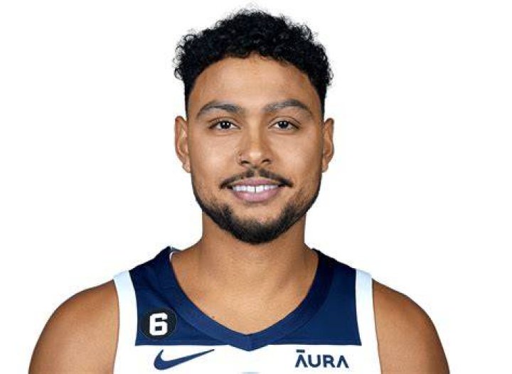 NBA star Bryn Forbes 'gave his exporn star girlfriend Elsa Jean two