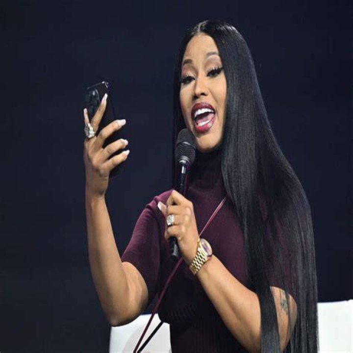 Nicki Minaj Returned From Her Instagram Hiatus And Looks Fab Essence Nicki Minaj Fashion