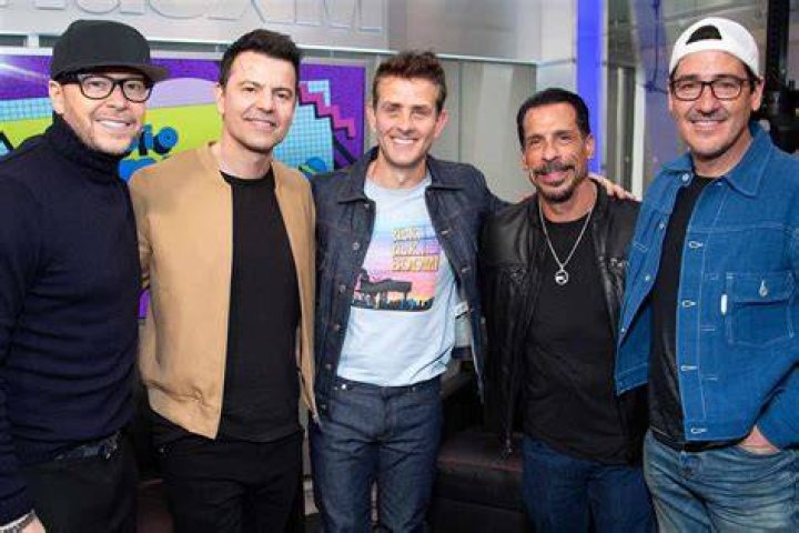 NKOTB News NKOTB News Jonathan Knight in Maine, Joey McIntyre in New