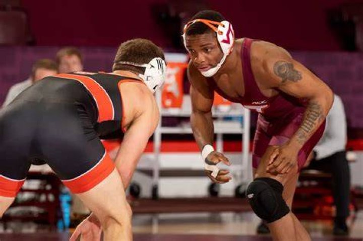 No. 8 Virginia Tech Wrestling Picks Up Wins Over Stanford, Lindenwood