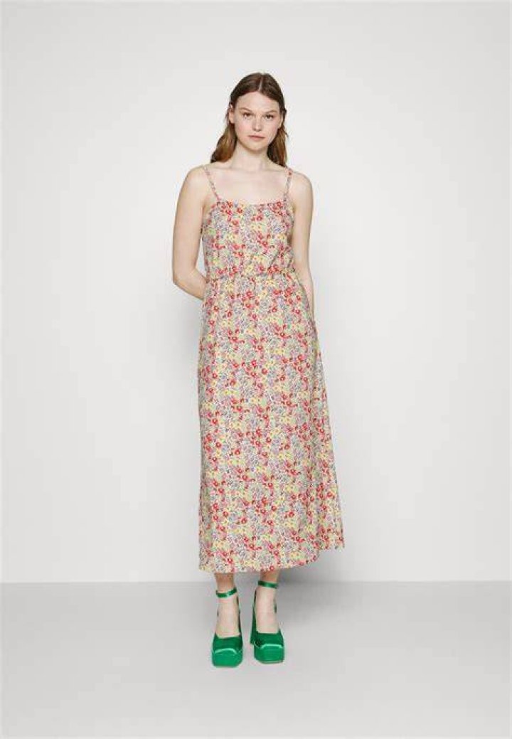 ONLY ONLHILLARY LONG DRESS Maxikl&auml;nning dusty lavender sunny/syren