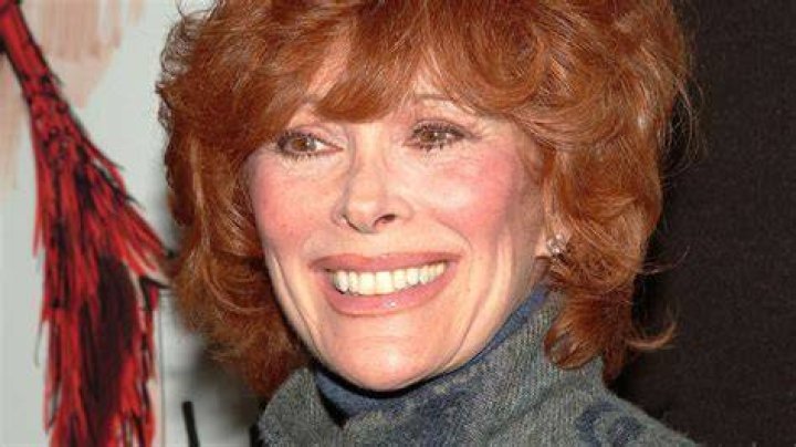 PHOTO JILL ST. JOHN 2/5