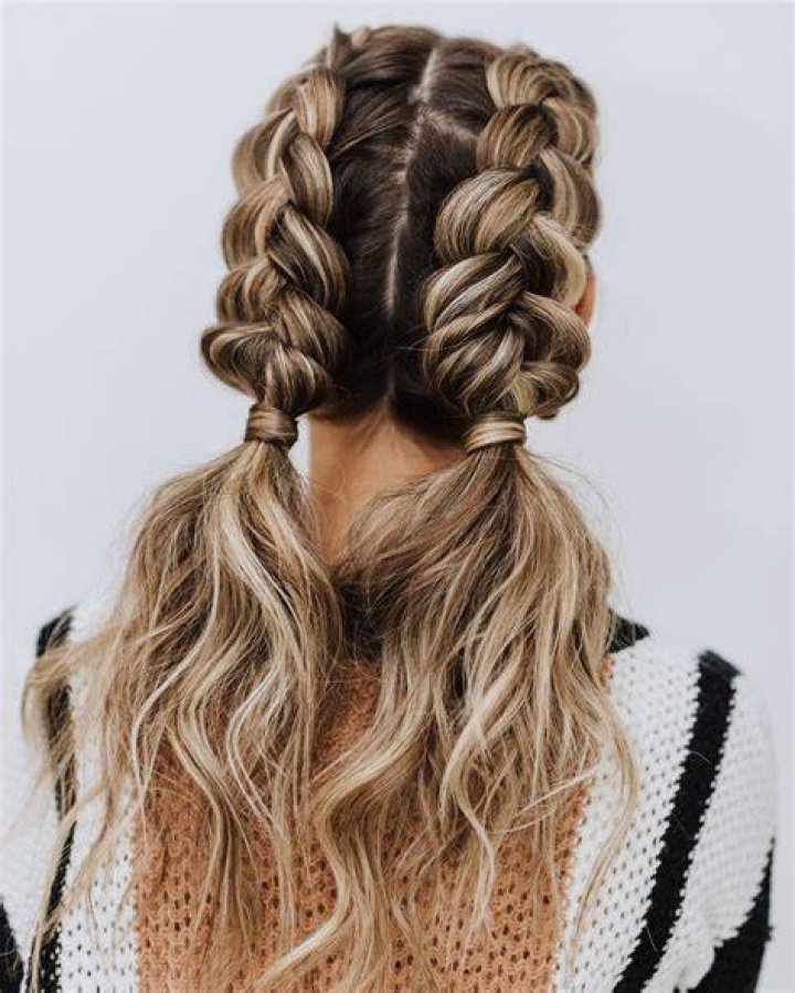 Pigtail plaits