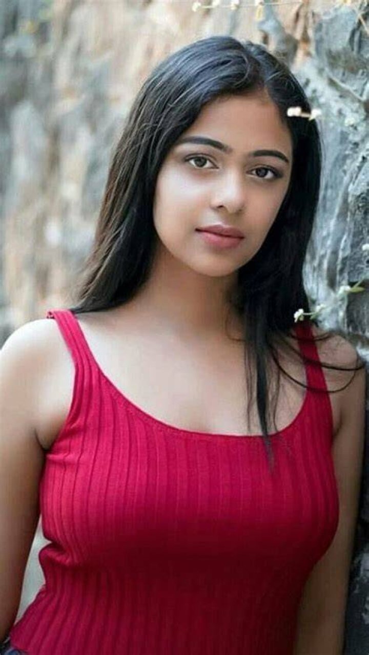 Pin on Indian Beautiful Hot Girls 2019, hareem shah HD phone wallpaper