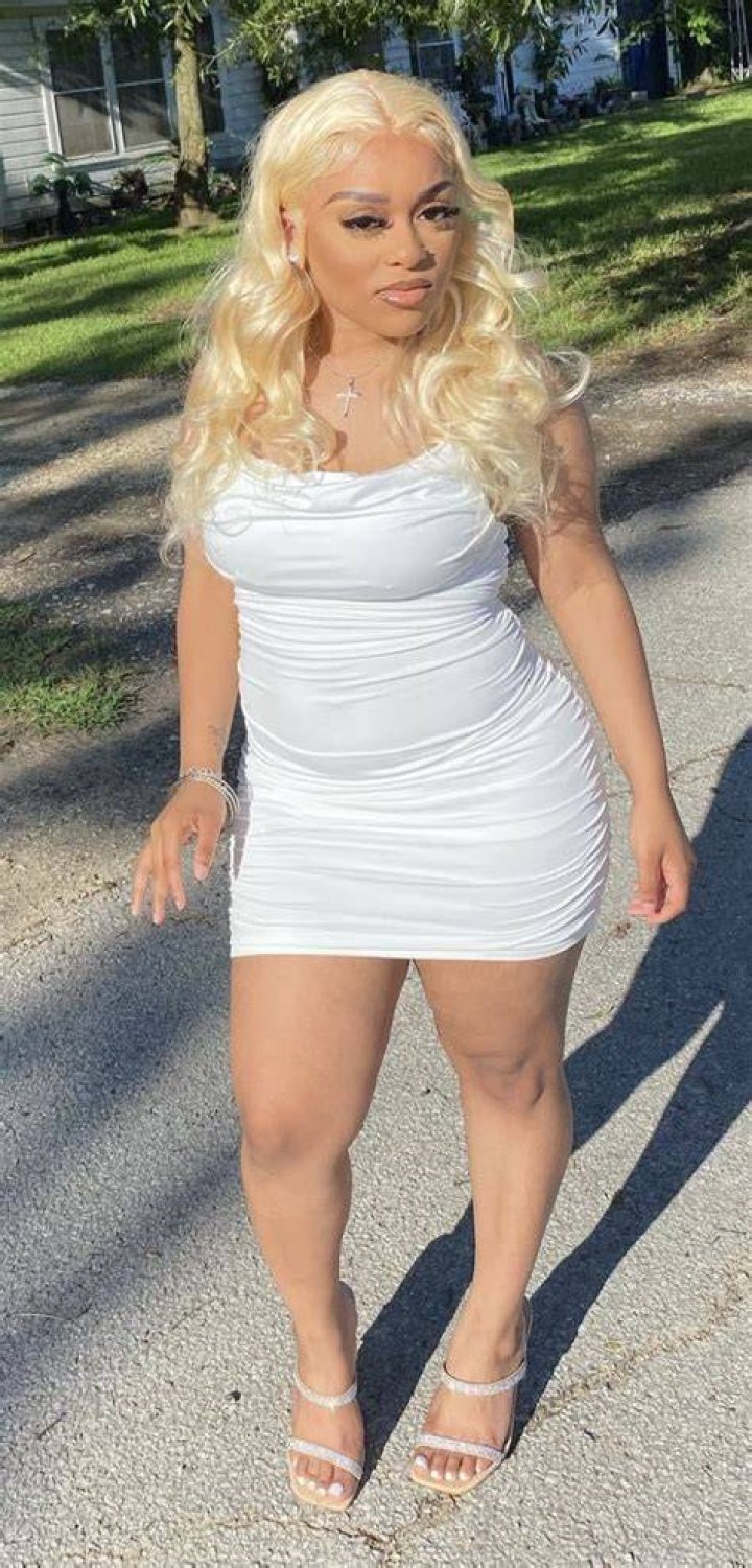 Pin on sexy midget girls