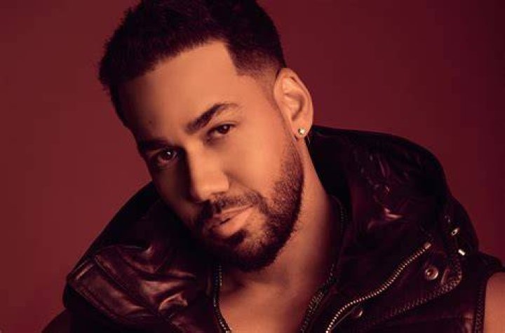 Romeo Santos Releases New Single & Video &lsquo;Sus Huellas&rsquo; Billboard